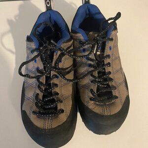 5.10 Five Ten Women’s Guide Tennie Hiking Camping Climbing Size 6